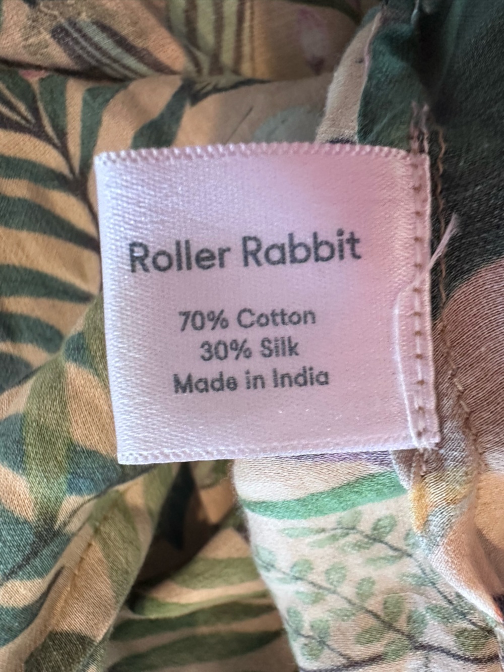 Roller Rabbit Tropical Pattern Button Down Blouse Size Medium-perfect condition - Picture 6 of 7